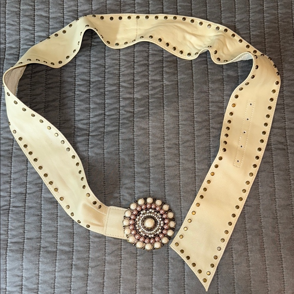 Leather Vintage Cream Beaded Women's Belt